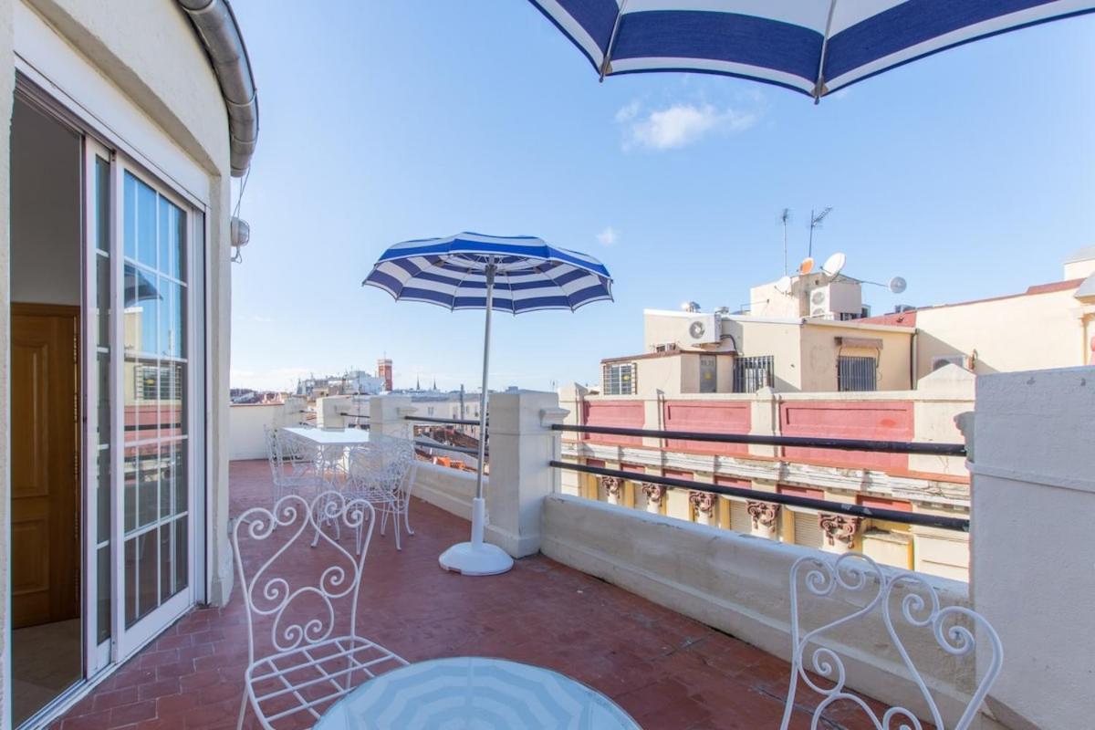 Atico Con Terraza De Vistas Inmejorables Apartman Madrid Kültér fotó